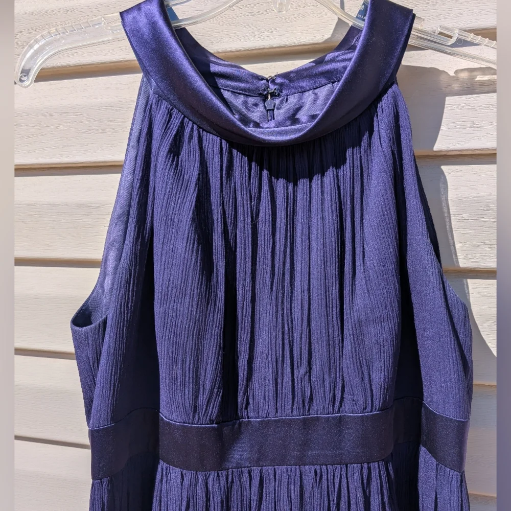 Maggy London Silk Chiffon Sleeveless Choker Dress size 10 - Picture 3 of 6